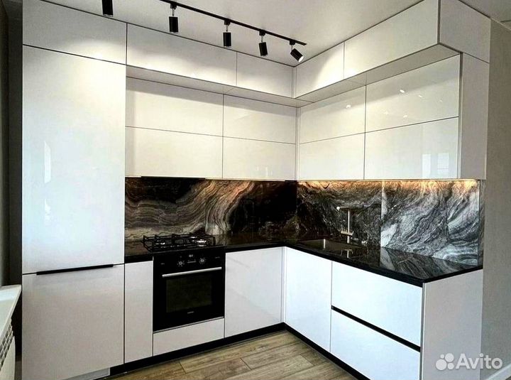 Кухонный гарнитур на заказ под ключ