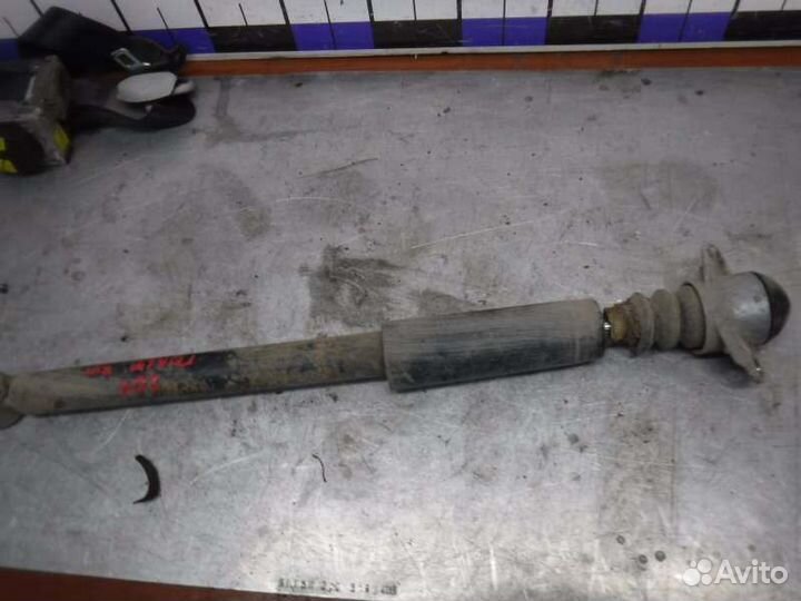 Амортизатор задний правый Volkswagen Golf 4 AHF