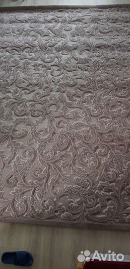 Ковер в отличном состоянии после химчистки