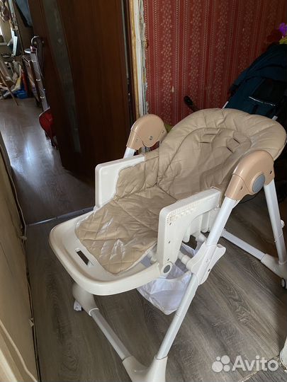 Стульчик для кормления tommy