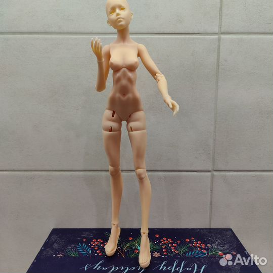 Мила кукла BJD