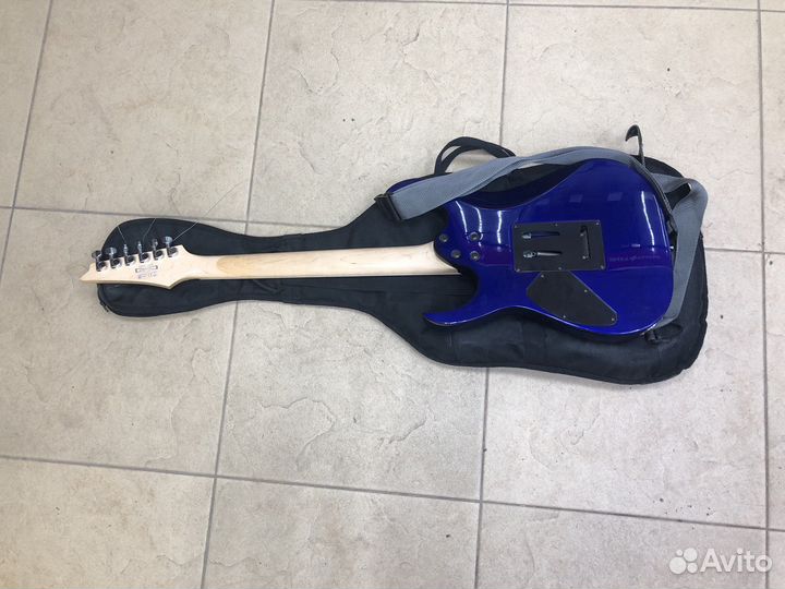 Электрогитара