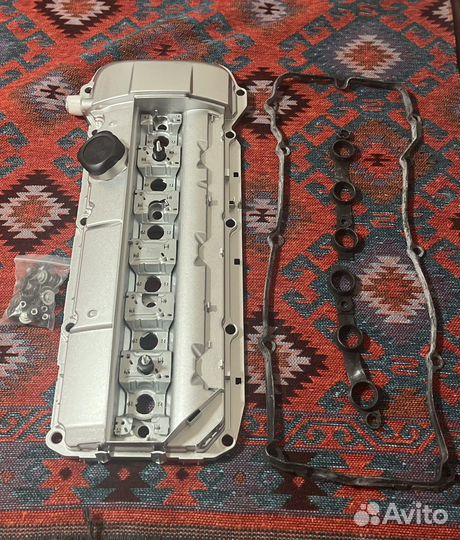 Клапанная крышка BMW M54 M52