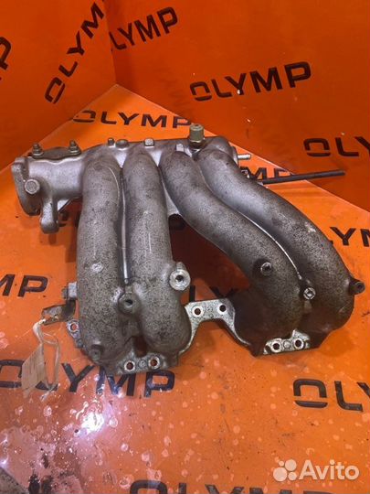 Коллектор впускной Honda Stepwgn RF1 B20B