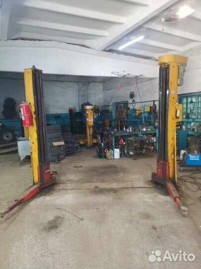 Подъемник автомобильный П-180