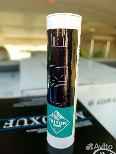 Микрофонный предусилит. Triton Audio FetHead налич