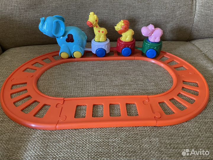 Железная дорога для малышей с животными