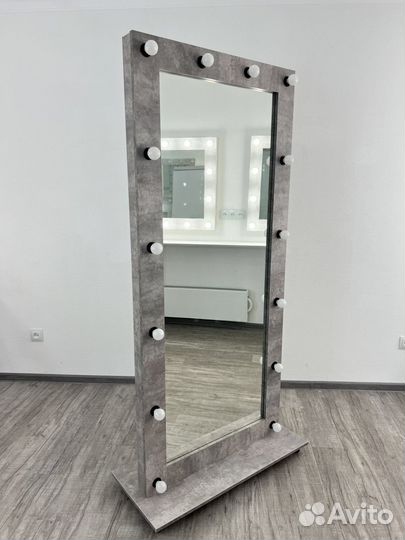 Зеркало с подсветкой