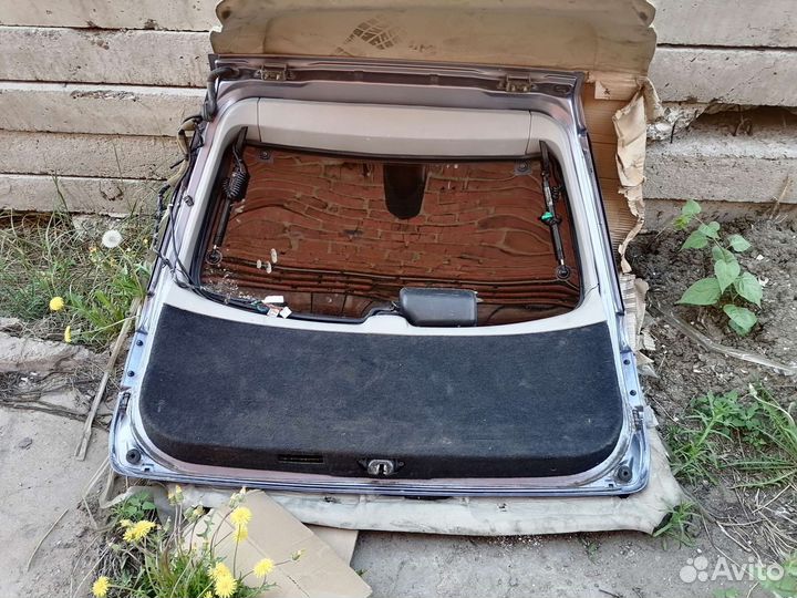 Дверь багажника ниссан авенир в разбор