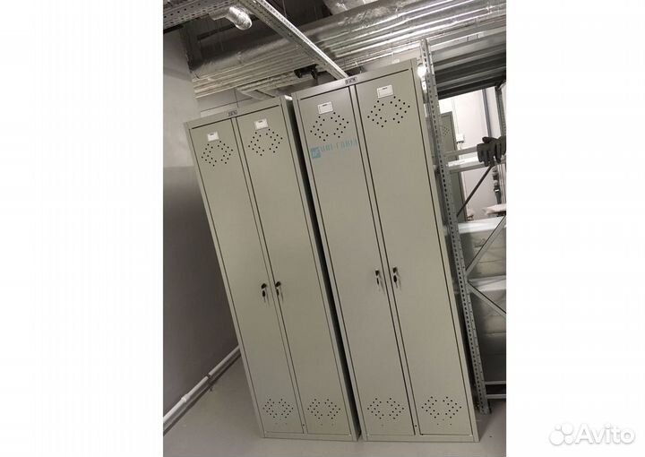 Шкаф металлический для одежды