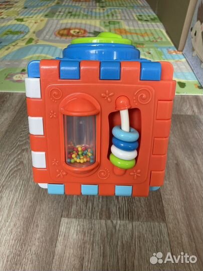 Развивающая игрушка куб