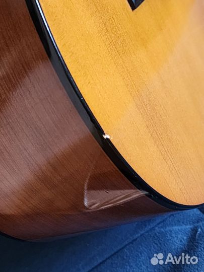 Классическая гитара yamaha c40