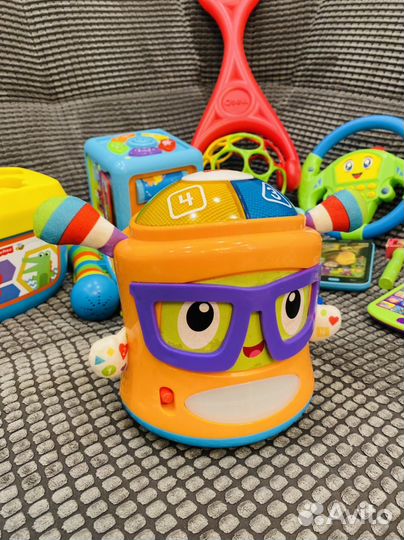 Музыкальные игрушки для малышей пакетом
