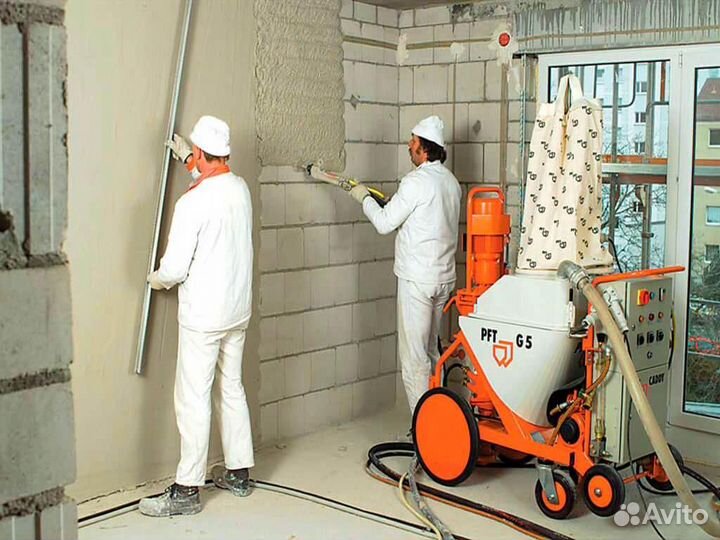 Штукатуры. Бригада на станцию