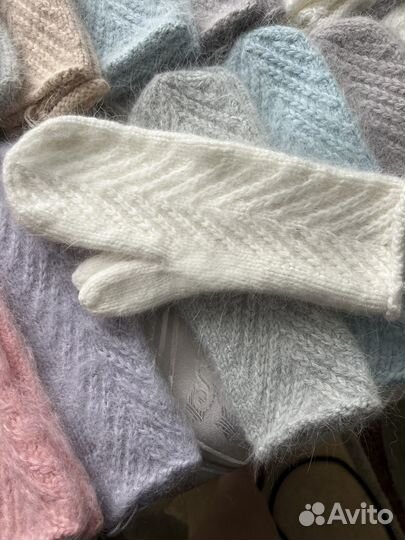 Варежки женские ручная работа и носки