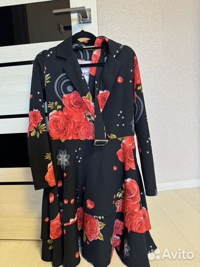 Продам красивое платье