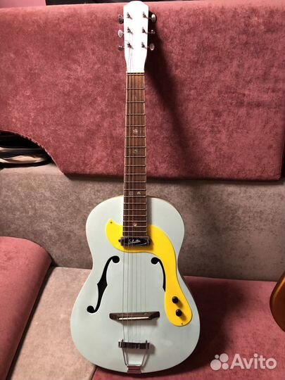 Электро-акустическая гитара