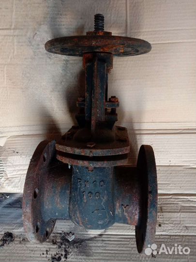 Задвижки новые Ду 50, 80, 100, 150