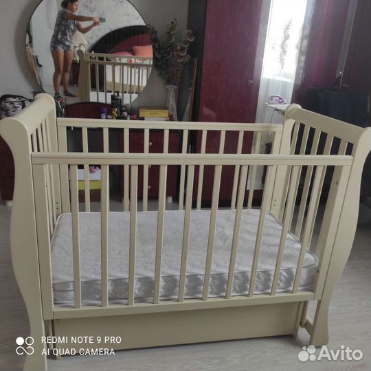 Детская кроватка Лель с маятником