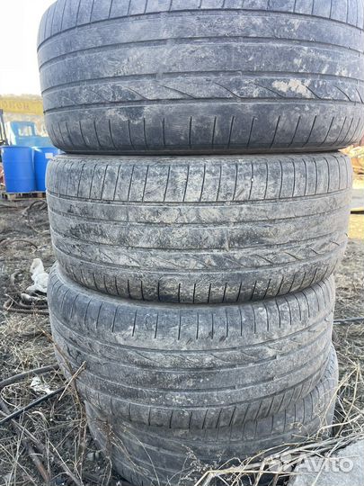 Bridgestone Dueler H/P Sport 285/45 R20