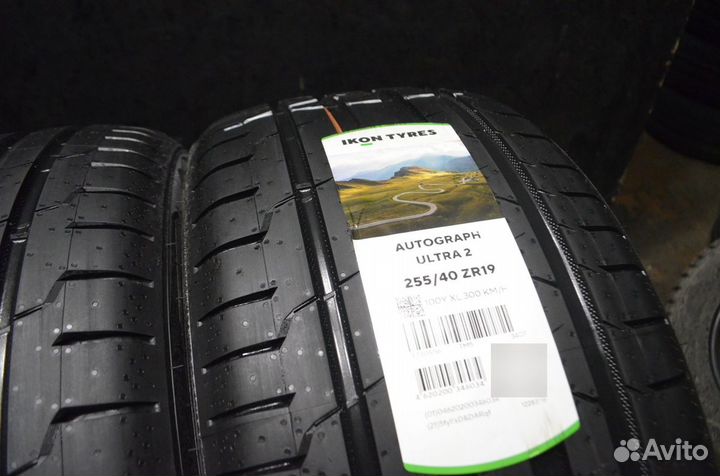 Ikon Tyres Autograph Ultra 2 255/40 R19 100Y