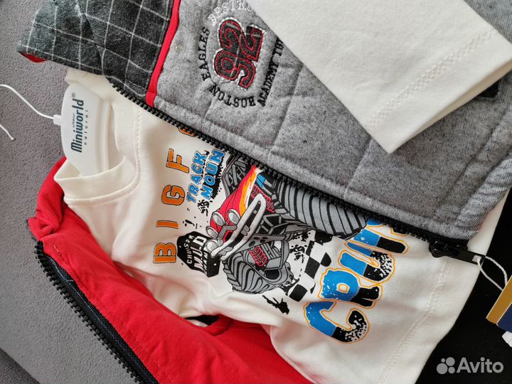 Костюм детский Турция 9-12 мес новый