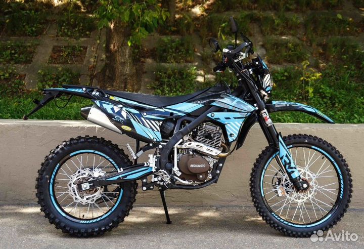 Мотоцикл Regulmoto ZR PR 4 valves 5 gear