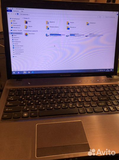 Игровой ноутбук Lenovo z570
