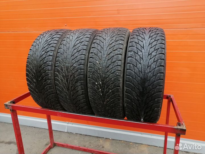 Nokian Tyres Hakkapeliitta R2 205/60 R16 R