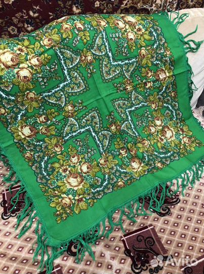 Продам платок новый Павловский Посад