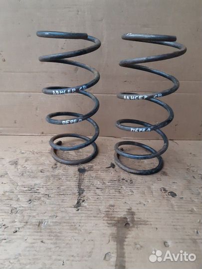 Пружина передняя Митцубиси Ланцер CB 92-00