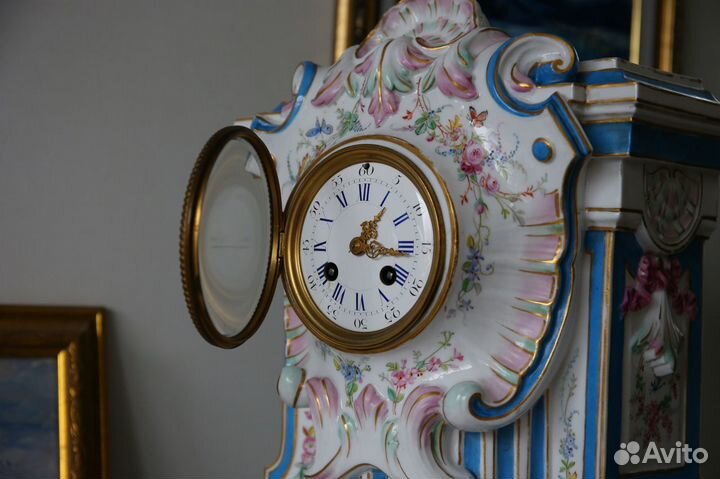 Часы Франция фарфоровые каминные