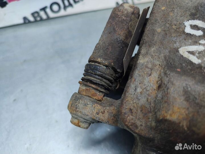 Суппорт передний Nissan Almera N15 1998 г.в