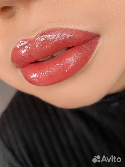 Перманентный макияж, татуаж бровей губ век