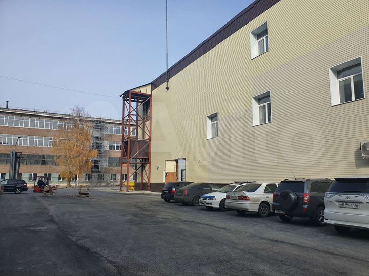 Производство, 3700 м²