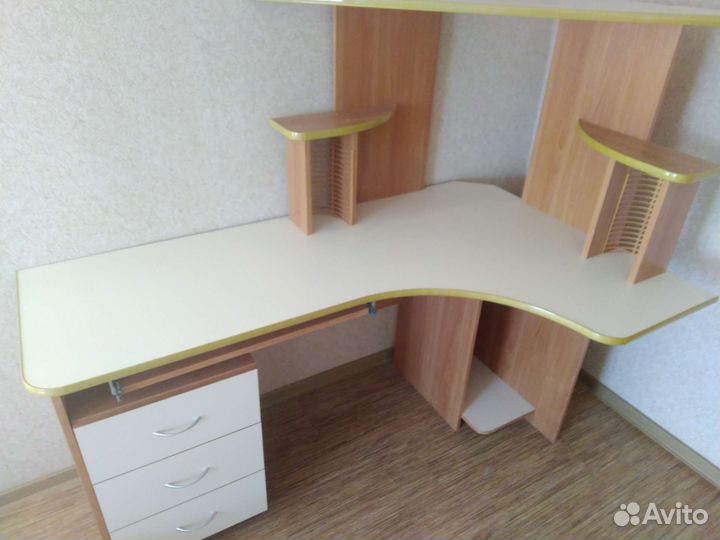 Компьютерный стол бу