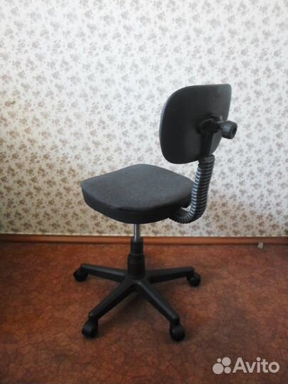 Компьютерное кресло
