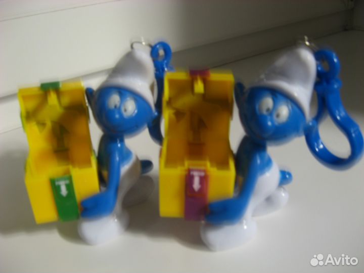 Фигурка смурфика