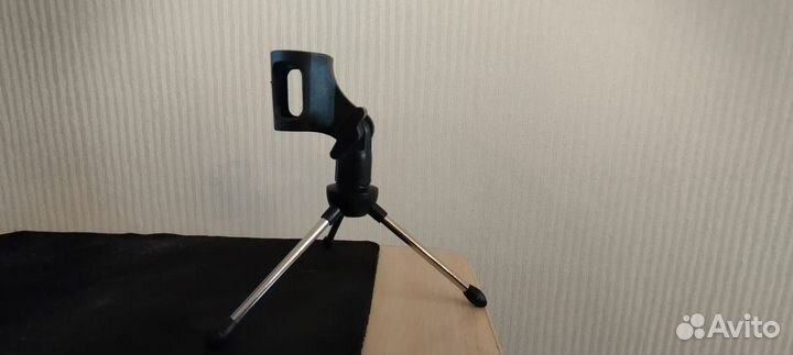 Штатив для микрофона настольный универсальный