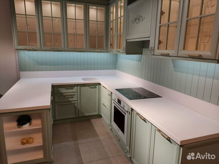 Гарнитур для кухни разные цвета фасадов