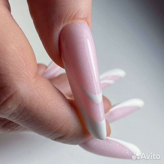 Маникюр,педикюр, наращивание ногтей