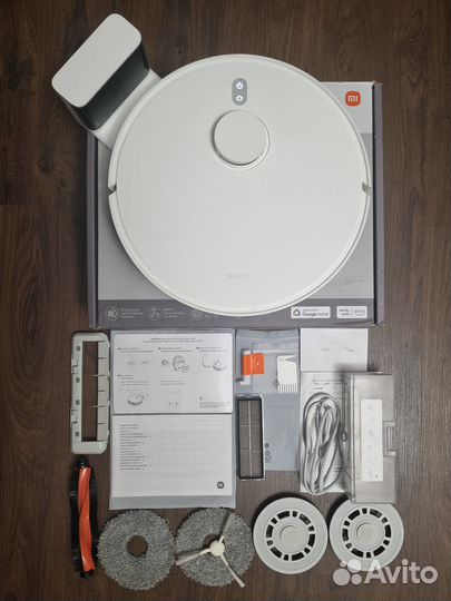 Робот-пылесос Xiaomi Mi Robot Vacuum S10+ белый