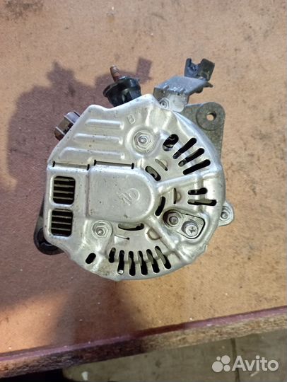 Генератор Тойота Королла 120 1nz fe