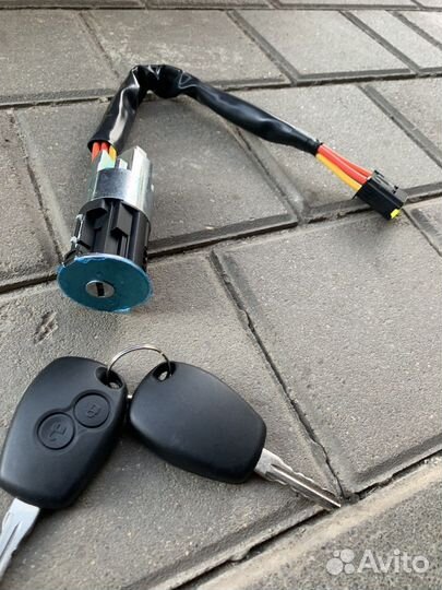 Замок зажигания Рено Логан Сандеро