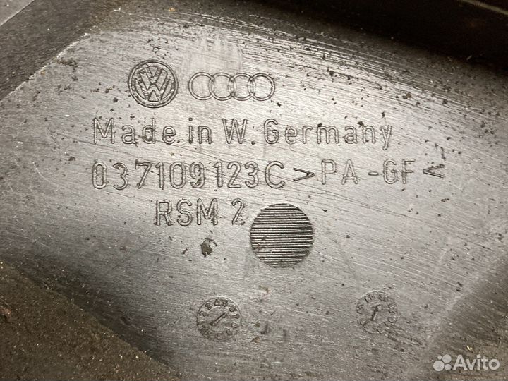 Крышка грм ауди 100 с4