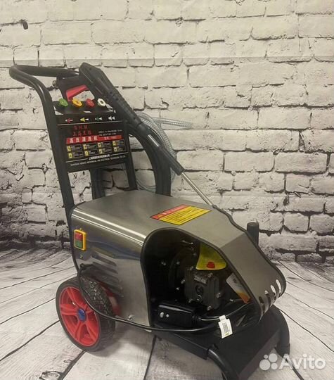 Мойка высокого давления YZ1980 Tsunami 180 bar