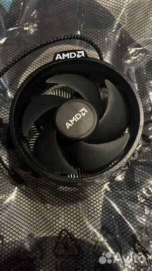 Боксовый кулер AMD Ryzen Wraith Stealth