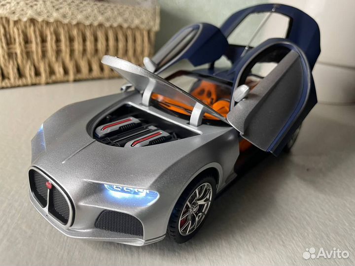 Модель автомобиля Bugatti Atlantic металл 1:24