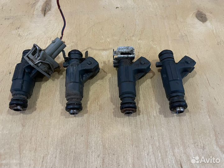 Опель корса ц топливная форсунка 1.2 z12xe