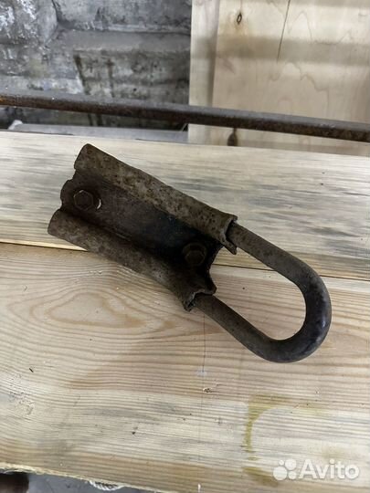 Буксировочный крюк grand vitara